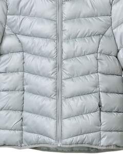 Chaqueta acolchada con capucha gris ligera para hombre con cierre de cremallera frontal abrigo de invierno acolchado cálido para exteriores y uso diario - Product Image 4