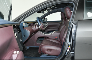 Avatr 11 2024 2025, SUV de Lujo, Tracción en las Cuatro Ruedas, HarmonyOS EV, 5 Plazas, Autonomía Superior a 700 km, Motor de 231-402 kW - Product Image 5