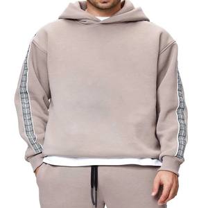 Venta al por mayor de chándal de neopreno de algodón y poliéster para hombres pantalones de chándal con capucha y cremallera con logotipo en la parte delantera diseño holgado para el invierno - Product Image 2