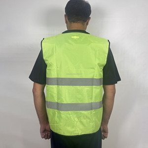 เสื้อกั๊กผ้าโพลีเอสเตอร์สะท้อนแสงสำหรับใส่ทำงานสำหรับผู้ชายเสื้อกั๊กทำงานทำจากผ้าโพลีเอสเตอร์สีสะท้อนแสงเสื้อกั๊กทำงานสีเหลืองแบบตามสั่งเสื้อกั๊กนิรภัยสำหรับใส่ทำงาน - Product Image 3