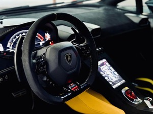 Lamborghini Huracan LP 610-4 Spyder 500 - 599 CV, best-seller rapide et performant 2022 - Product Image 4