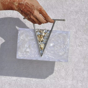 Sac de soirée tendance à la mode avec pompon en perles et accents de diamant Sac à main de fête élégant et unique - Product Image 1