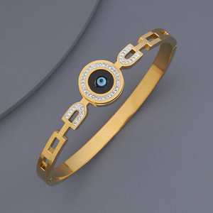 กำไลข้อมือแฟชั่นทันสมัย รุ่น Kada 179949 - Product Image 1