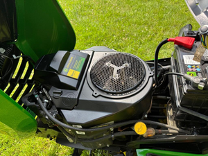 Prix Compétitif Nouveau Tracteur de Jardin / Tondeuse Autoportée Agricole John Deere X590 X330 25 CV en Stock et Prêt à la Livraison - Product Image 6