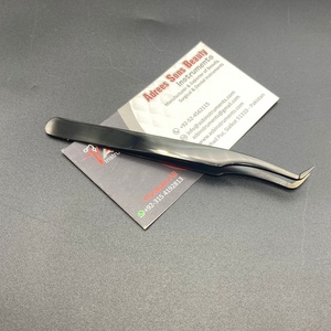 Pince à épiler professionnelle pour extensions de cils en acier inoxydable noir de marque ASB avec logo personnalisé, testée à la main, pointe en fibre volumineuse - Product Image 3