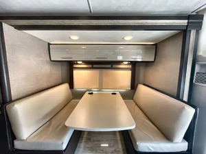 PROVEEDOR de Autocaravana Usada T h o r Motor Coach <span class=keywords><strong>Com</strong></span> pass 24TF Clase B+ del 2018 en Venta - Product Image 3