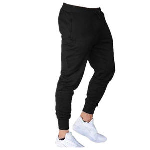 Nouvelle arrivage de survêtements pour hommes avec logo personnalisé Matériau durable de pointe pour l'extérieur en hiver Respirant et confortable - Product Image 6
