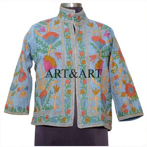 Veste matelassée en coton 100% tricoté avec broderie florale Suzani, respirante et à séchage rapide, vêtements de fête pour femmes, style ethnique - Product Image 1