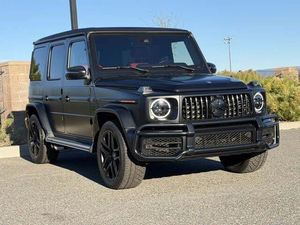Mercedes-Benz Classe G AMG G 63 4MATIC 2024 d'occasion en excellent état, automatique, conduite à gauche, turbo, intérieur cuir, SUV léger, caméra de recul - Product Image 4