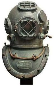 Am besten in der Kategorie Dekorativer nautischer Taucher helm Hand gefertigte Taucher helme für Haus zimmer Form helm Zum Verkauf in Low Moq