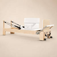 Tempat Tidur Pilates Reformer Berbingkai Kayu Maple Amerika Utara yang Kokoh untuk Latihan Seluruh Tubuh di Studio Komersial dan Gym Rumah