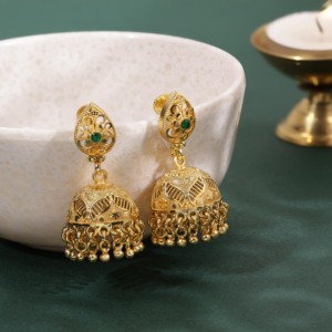 Boucles d'oreilles traditionnelles Jhumka en or, boucles d'oreilles à la mode, boucles d'oreilles plaquées or Jhumka, bijoux remplis d'or Oro Joyeria - Product Image 2