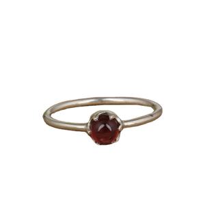 92.5โกเมนสีแดงธรรมชาติเงินสเตอร์ลิงอัญมณีทรงกลมเรียบดีไซน์เรียบง่ายล่าสุดแหวนพลอยวันเกิด - Product Image 1