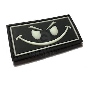 Parche de PVC de alta resistencia con borde Merrow para uniformes, uso táctico, equipo para exteriores y promociones - Product Image 1