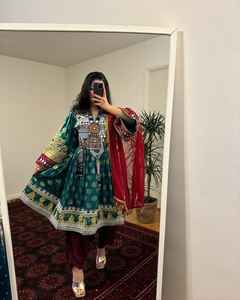 Robes pour femmes brodées sur mesure, vêtements afghans pashtun, vêtements balouchis, robe longue vintage de Kaboul, robe maxi respirante, ensemble de costume - Product Image 6