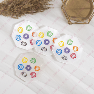 Anshul Impex, Exportador Líder, Placa Hexagonal de Cristal de Selenita Multicolor de 3 Pulgadas, Calidad AAA, 7 Chakras, para Meditación - Product Image 2