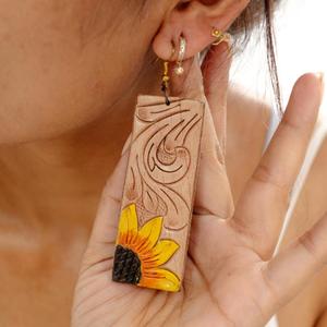 Recién llegado, pendientes de cuero tallados a mano de estilo occidental para mujer, bonitos pendientes de lágrima a la moda, joyería de moda de cuero - Product Image 5