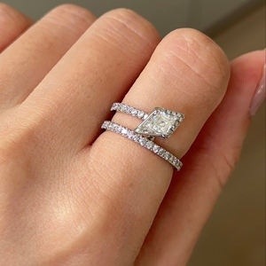 Anillo de moissanita de 1 quilate de compromiso para mujer de alta calidad en oro rosa Amarillo Blanco de 14K VVS2 al por mayor y precio más barato - Product Image 1