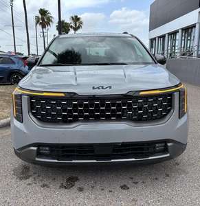 Remise Spéciale 2025 Kia Carnival Hybride SX Prestige FWD 4D Van de Transport de Passagers - Product Image 1