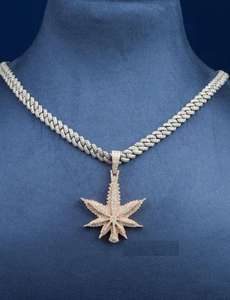 Colgante de Serpiente Hip Hop de Oro Amarillo de 18K con Moissanita VVS y Engaste de Garra para Hombres y Niños, Certificado IGI, Pasa el Test de Diamantes, Regalo - Product Image 3