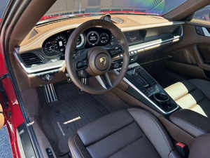 Auto Deportivo Usado 2024 de Alta Potencia con Tracción en las Ruedas, Paquete Deportivo, Manejo Preciso, Interior de Lujo, Suministrado desde Japón - Product Image 5