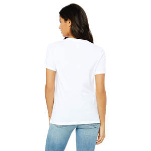 Airlume – T-Shirt à manches courtes et col en v pour femme, 100% en coton peigné et avec anneau, simple, 4.2 oz - Product Image 3