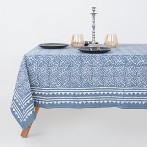 Mantel de Algodón Indio Hecho a Mano, Ecológico, con Estampado Floral Dabu, para Decoración Tradicional del Hogar - Product Image 1