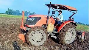 Tracteur agricole Kubota M6040SU durable de 60 CV, facile d'entretien, 4x4, machine agricole diesel - Product Image 5