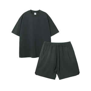 Ropa deportiva fina de secado rápido para hombre, conjunto de verano para hombre con camiseta de manga corta y pantalones cortos deportivos, conjuntos para hombre - Product Image 1