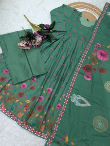 New Designer Casual & Formal Wear Pure <b>Viscose</b> Rayon Designer Print Anarkali <b>Top</b> With Rayon Bottom With Chinon Printed Dupatta - Product Image 3