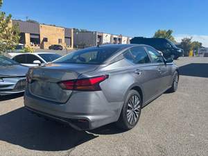 NISSAN ALTIMA 2.5 SV FWD 2025 PRÊT À ÊTRE EXPÉDIÉ - Product Image 4