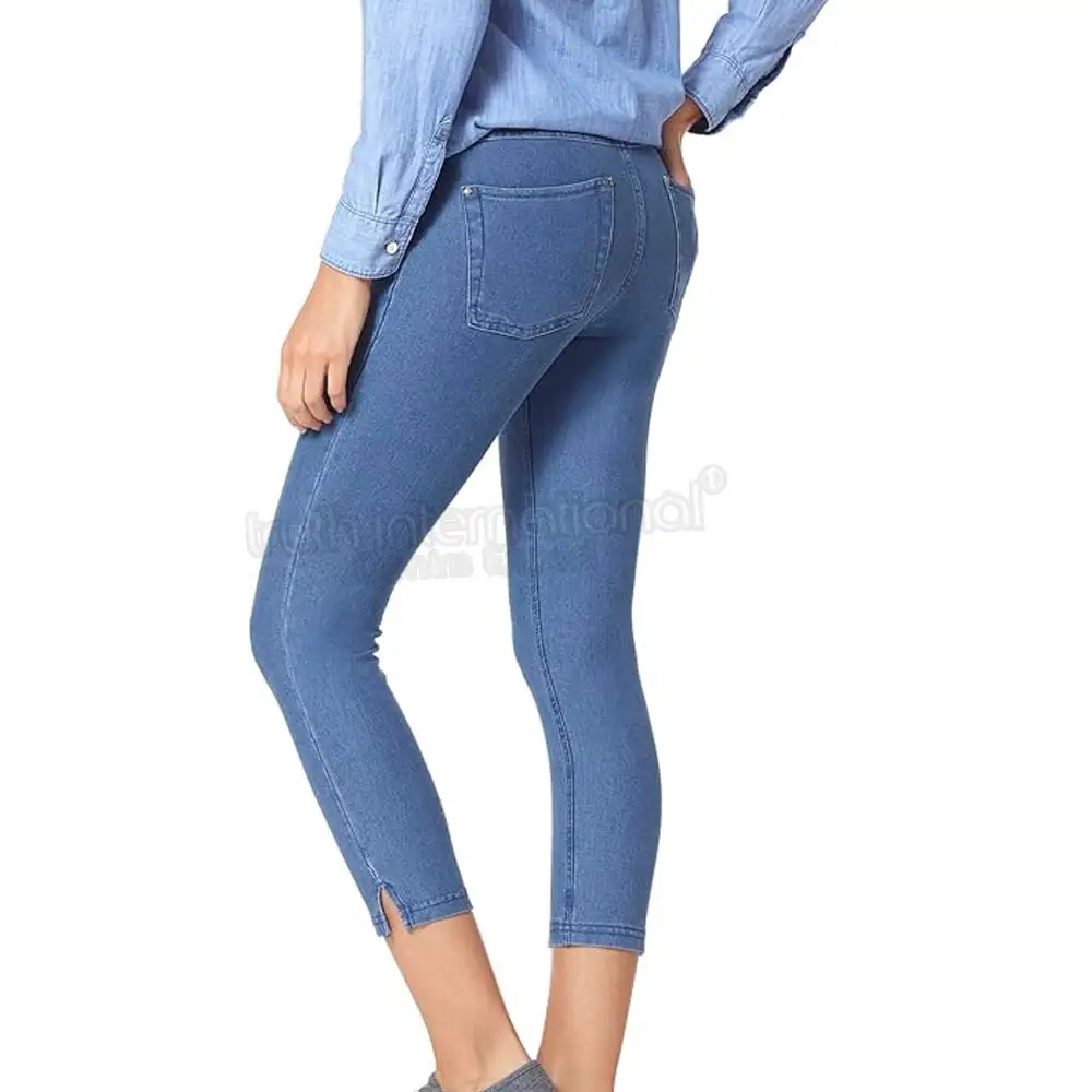 Venta caliente Slim Fit Denim Made Women Capri Jeans Diseña tu propio pantalón Capri ligero para mujeres