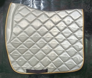 Tapis de selle d'équitation de dressage écologiques de qualité supérieure, durables, en coton et polyester, pour l'équitation et le saut d'obstacles - Product Image 4