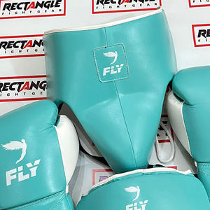 Ensemble de boxe de qualité supérieure avec logo personnalisé, dernier modèle, super confortable, en cuir professionnel, pour le kickboxing - Product Image 4