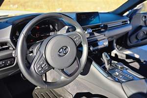 Toyota Supra A91 2021, Bajo Kilometraje, Listo para Entrega, Caja de Cambios Automática, Volante a la Izquierda, Cuero Oscuro, R18 Van - Product Image 4