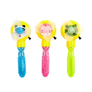 عصا سحرية للأطفال, لعبة من البلاستيك ، مروحة صغيرة ملونة ، عصا سحرية للأطفال