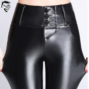 Nouveaux pantalons en cuir pour femmes en gros, cuir PU personnalisé, couleur unie, décontracté, mi-hiver, respirant, droit, longueur entière, haut de gamme - Product Image 5