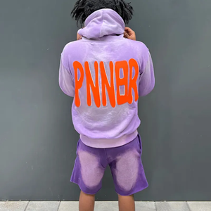 Sweat à capuche d'hiver gris 100 % coton avec grand logo imprimé et bords bruts ornés de strass, logo personnalisé, épais, sans cordons - Product Image 3