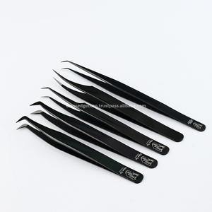 Pinza Profesional para Extensión de Pestañas con Punta de Fibra, Curva en Forma de Luna de 90 Grados, Herramienta Clásica para Volumen de Pestañas, Acero Inoxidable de Precisión - Product Image 1