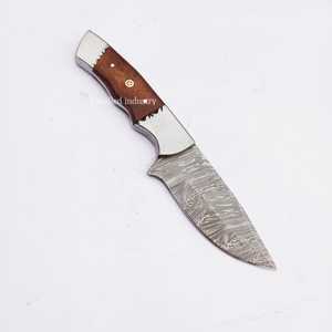 Design personnalisé en acier damas fait à la main couteau de chasse à lame fixe pour l'extérieur manche en bois avec étui en cuir gratuit - Product Image 2