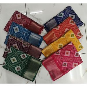Exclusivos Saris de Seda Artística con Diseño Tejido y Bordados Zari, Prendas Étnicas Premium para Fiestas y Bodas para Minoristas - Product Image 5