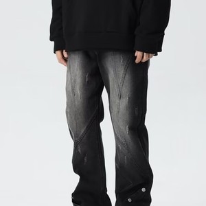 Pantalones vaqueros OEM de verano para hombre recién llegados con diseño único estilo de calle alta Pantalones vaqueros de alta calidad para Hombre Ropa al por mayor - Product Image 1