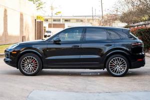 PORSCHE CAYENNE S 2019 D'OCCASION CÔTÉ GAUCHE/DROIT - Product Image 4