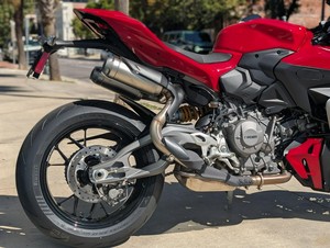 NOUVEAU Ducati STREETFIGHTER V2S 2026 – Nouvelle <span class=keywords><strong>Moto</strong></span> de Route - Product Image 4