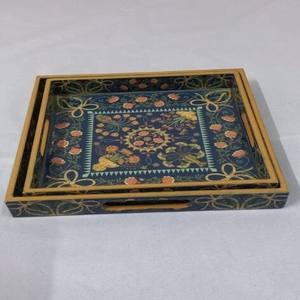 Plateau de service en bois d'acacia classique, écologique, durable, avec poignées, non toxique, 100 pièces - Product Image 1