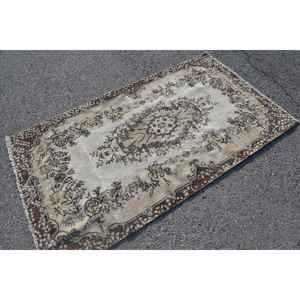 Tapis turc vintage, tapis de 3,7 x 6,7 pieds, tapis en laine beige à motifs floraux - Product Image 3