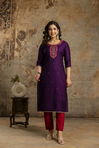 ชุดผ้าวาติกันคุณภาพระดับพรีเมี่ยมสำหรับผู้หญิงชุด kurti สามชิ้นพิมพ์ลายดิจิตอลแบบสองมือ - Product Image 2