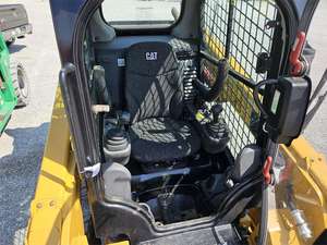 2017 Caterpillar 242D Skid Steer Loader Chargeur frontal Mini chargeur Caractéristiques Caterpillar Core Components Moteur Moog Pompe hydraulique - Product Image 5