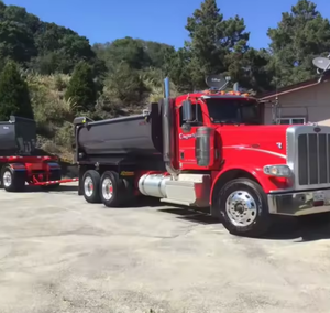 Camión Volquete Usado Super Limpio 2016 2015 Peterbilt 388 con Remolques Reliance 2018 y Cubetas, Automático - Product Image 1