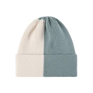 Gorro de Punto Moderno con Textura Acanalada, Líneas Estructuradas, Ligero, Cálido y con un Acabado Sutil y Elegante, Jacquard, BY HI 2026 - Product Image 1